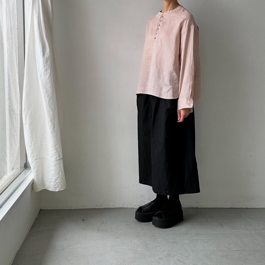 atelier naruse リネンスモックブラウス ペールピンク