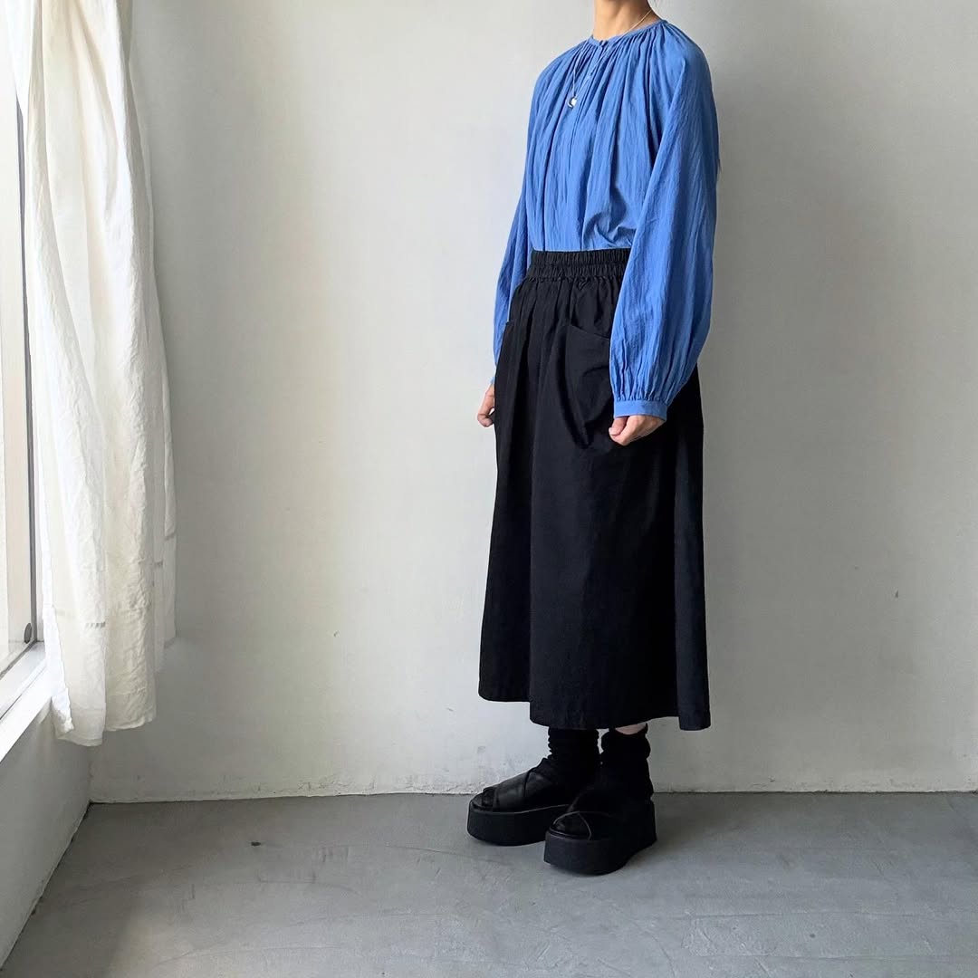atelier naruse コットンギャザーブラウス