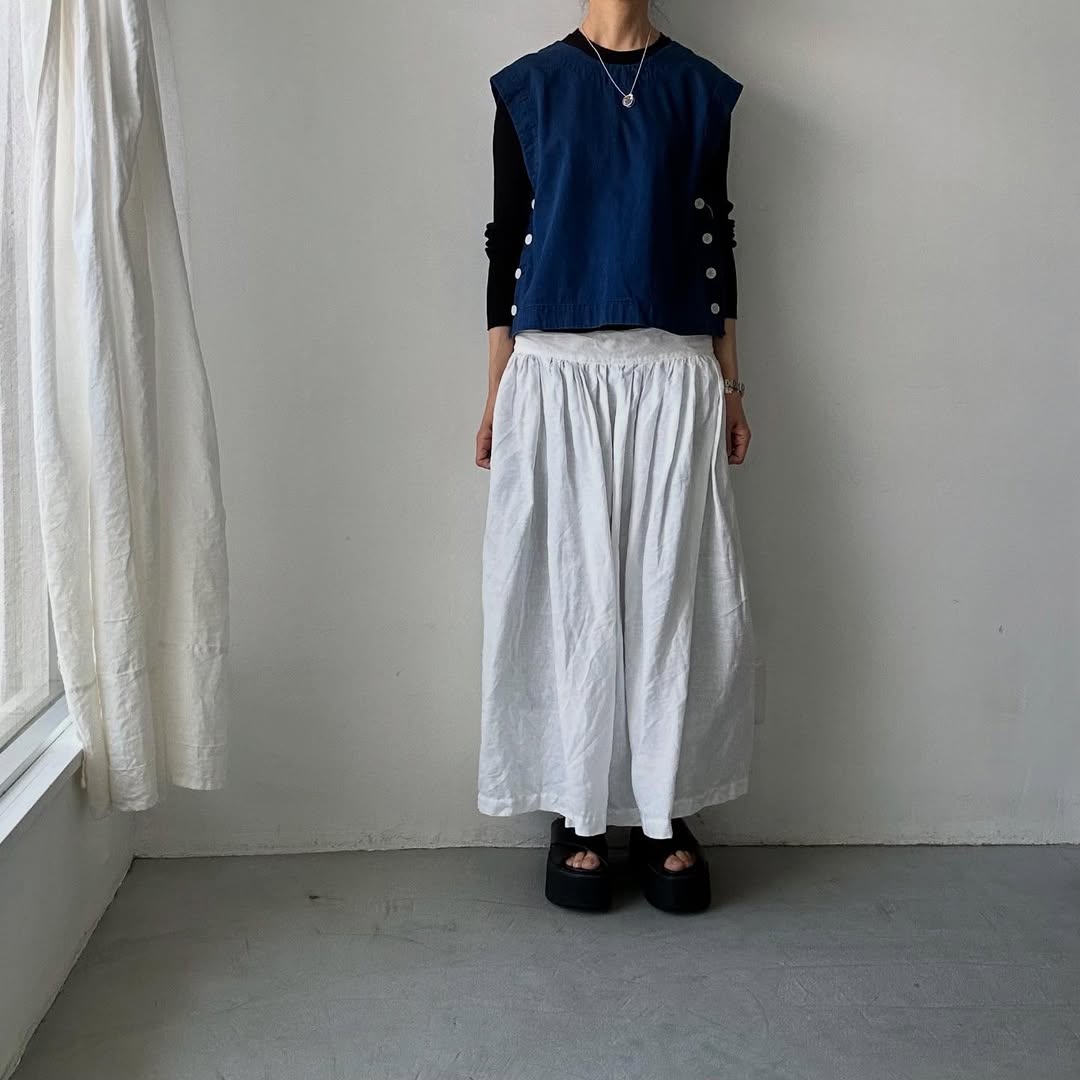R&D.M.Co ライトオンスデニムボタンビブ