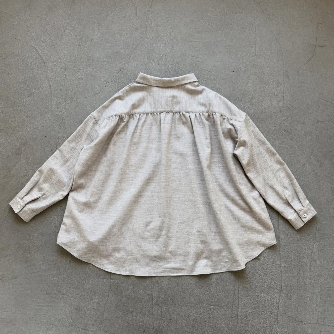 Linenya コットンヤク丸襟長袖ブラウス ベージュ
