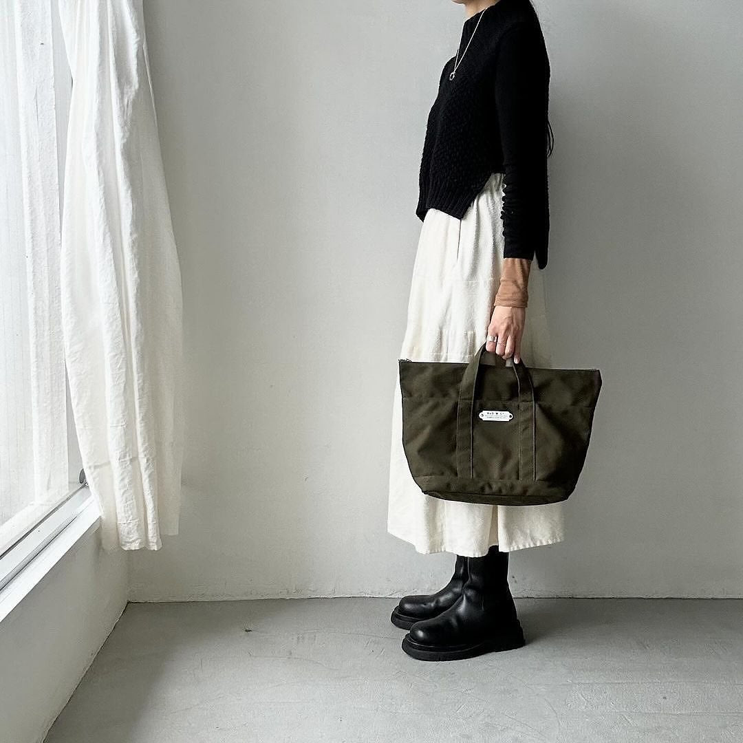 R&D.M.Co トートバッグ(ファスナー付) カーキ