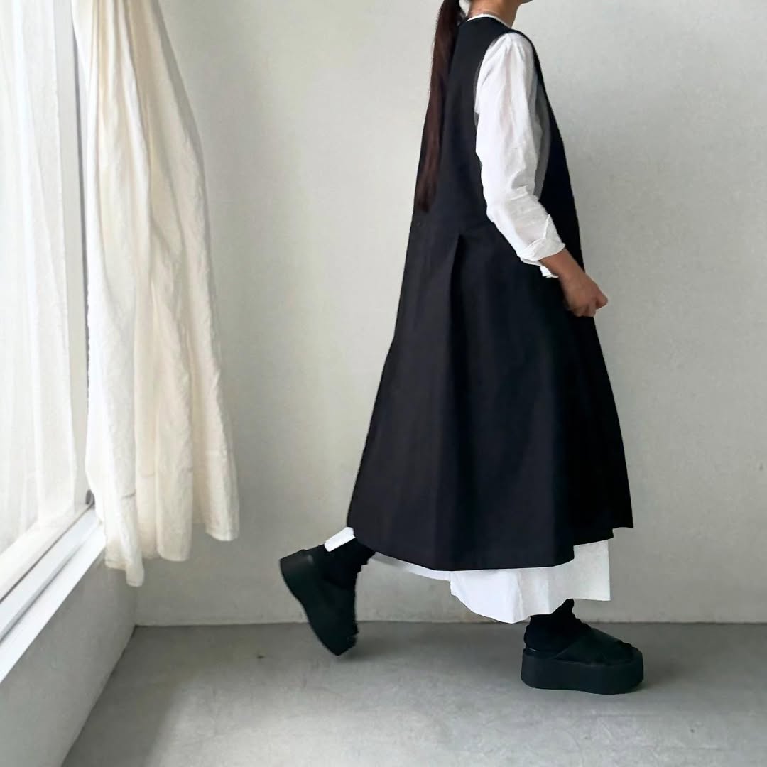atelier d'antan kobell コットンエプロンドレス ブラック