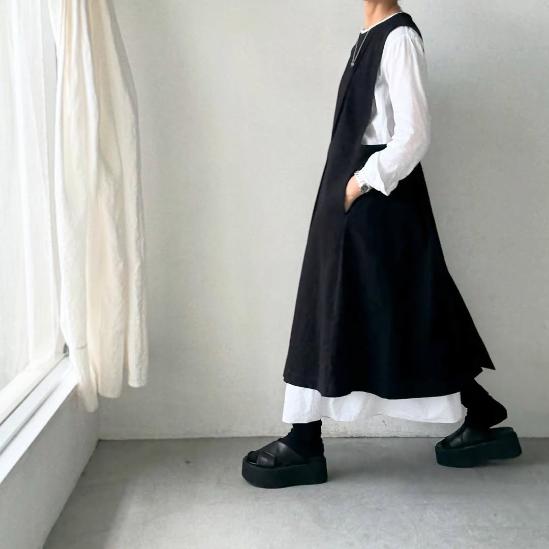 atelier d'antan kobell コットンエプロンドレス ブラック