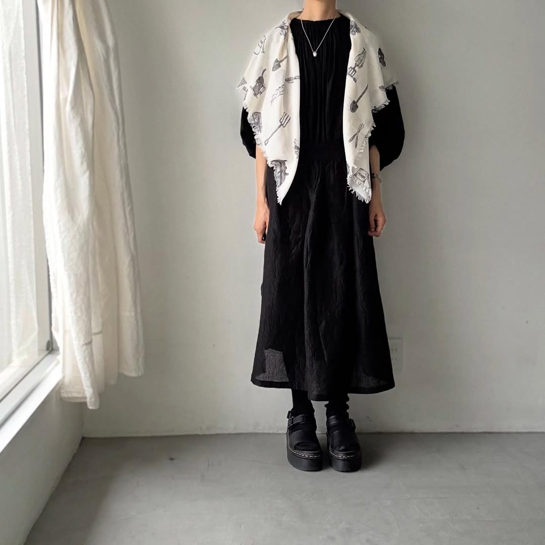 R&D.M.Co グレートグリーンサムガーゼショール