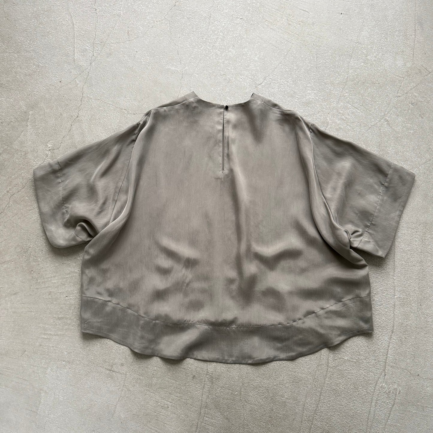 TENNE HANDCRAFTED MODERN ハーフスリーブトップス グレー