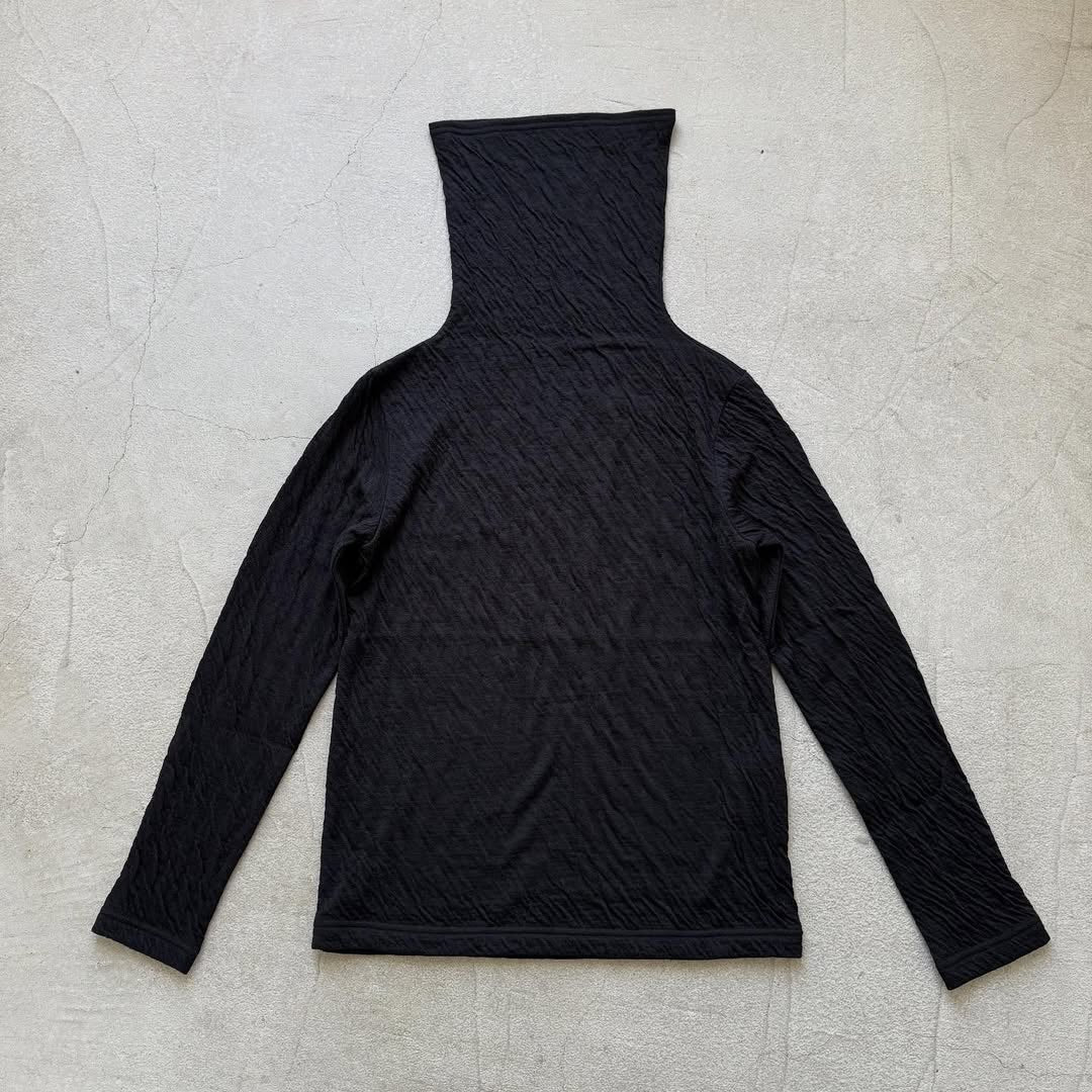 atelier naruse ウールコットンタートルネックカットソー ブラック