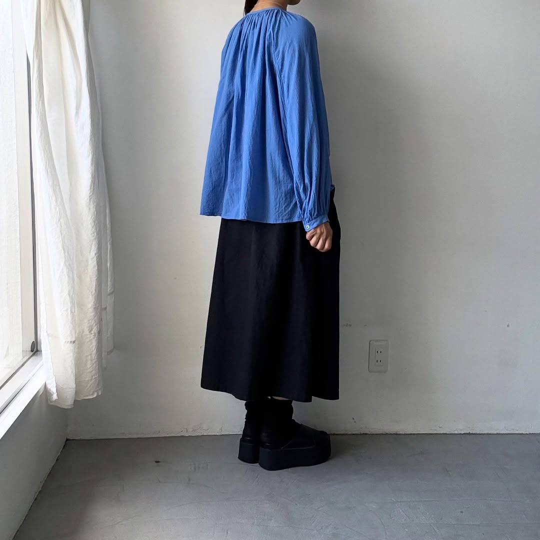 atelier naruse コットンギャザーブラウス