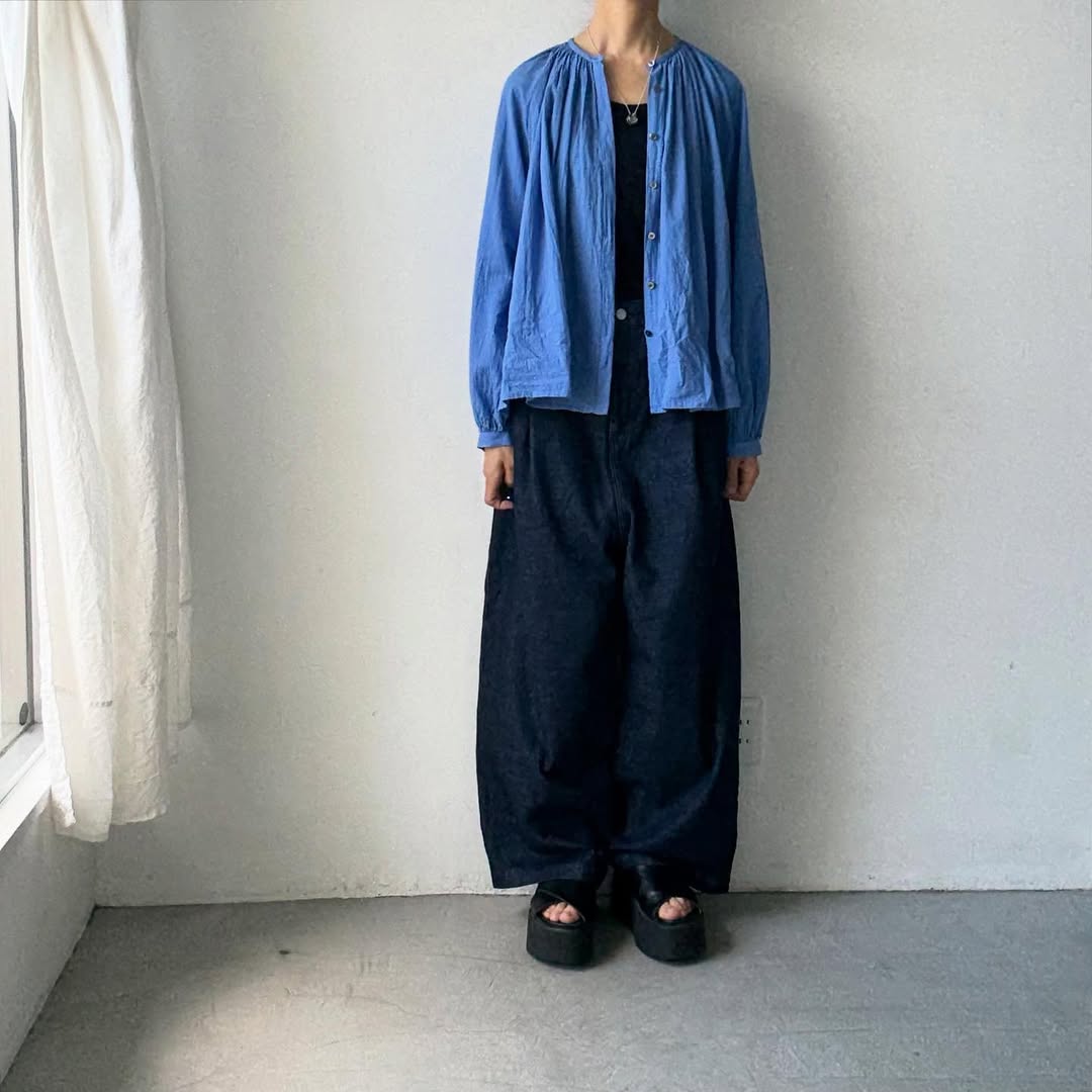 atelier naruse コットンギャザーブラウス