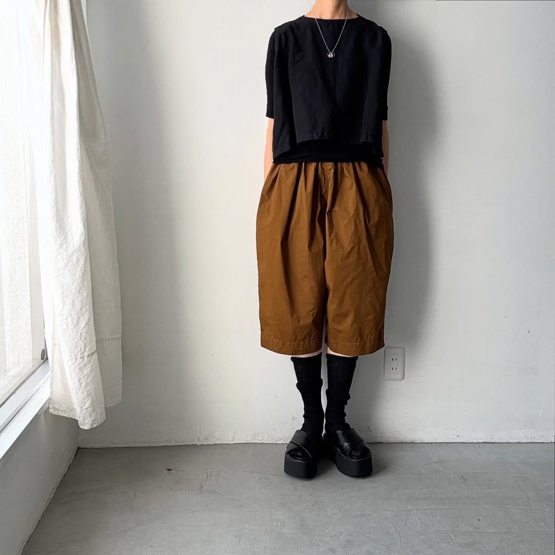 R&D.M.Co ガーメントダイタイプライターハーフゴムパンツ ブラウン
