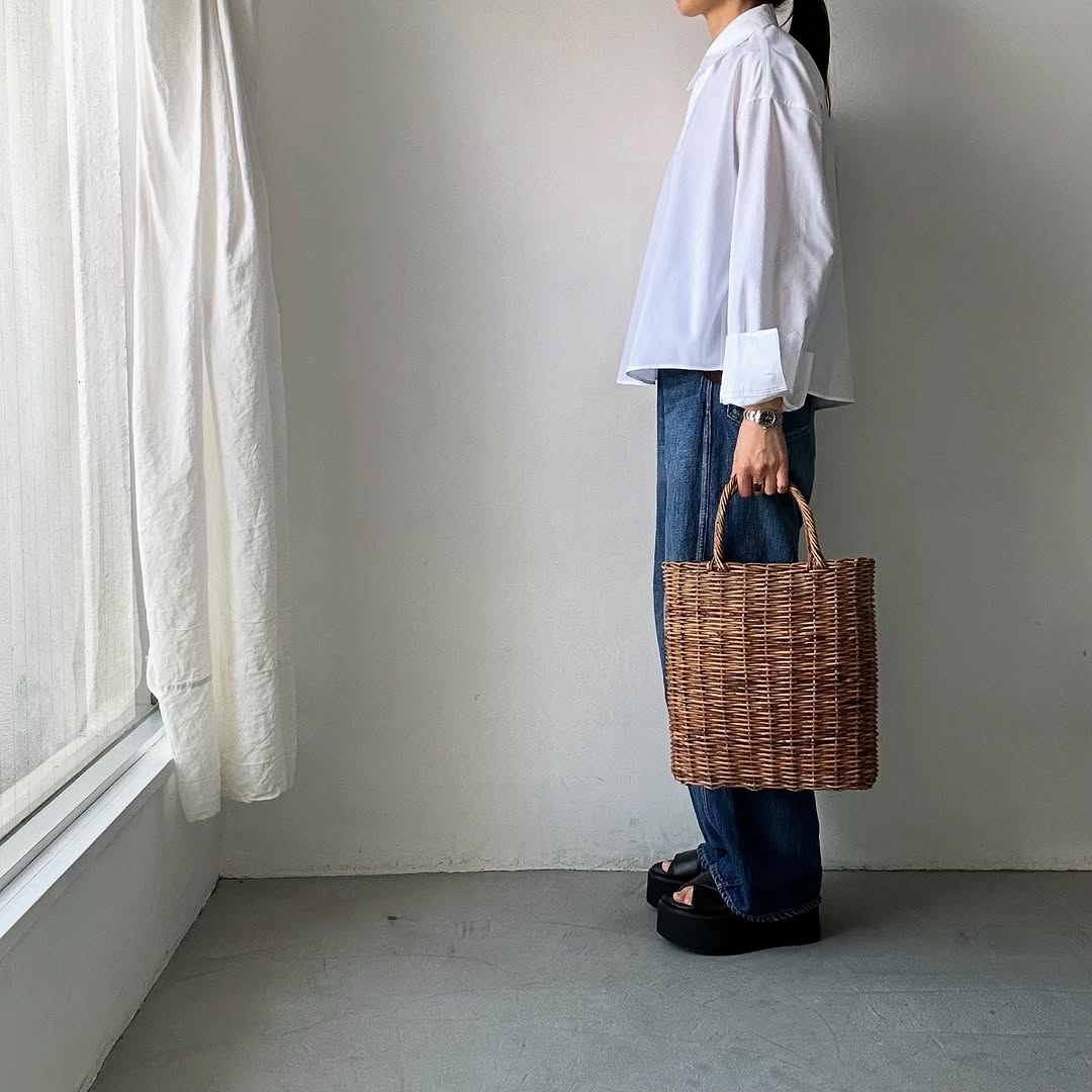 TENNE HANDCRAFTED MODERN レギュラーカラーシャツ(オックスフォード)
