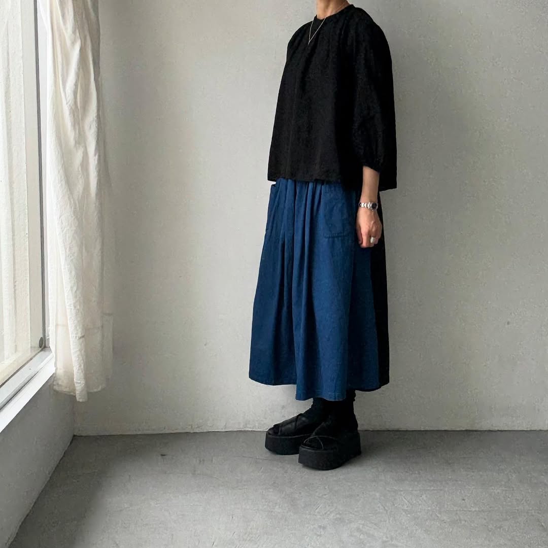 R&D.M.Co リネンヘンプスモックブラウス ブラック