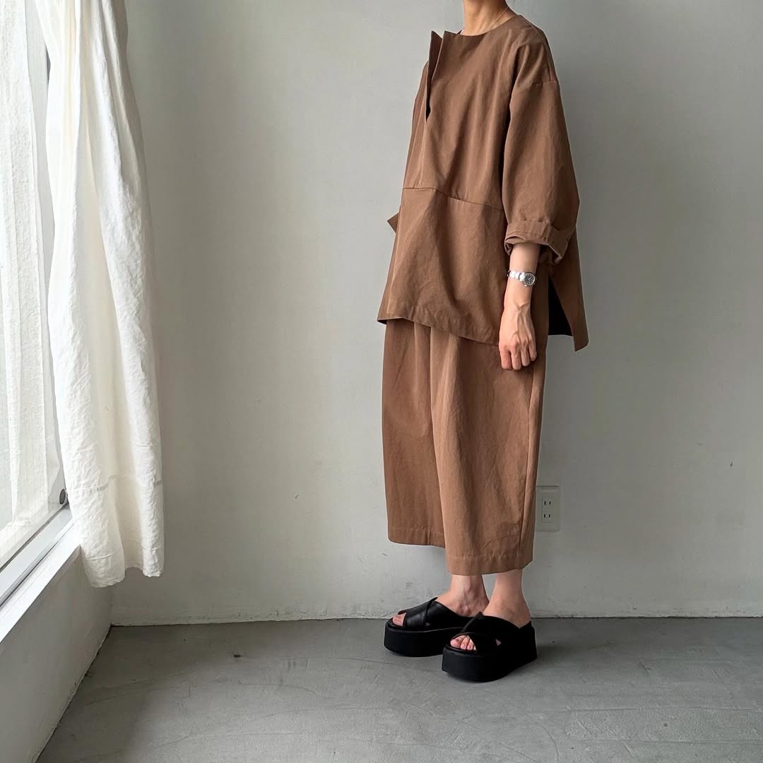 atelier d'antan Bouvetコットンプルオーバー カーキ