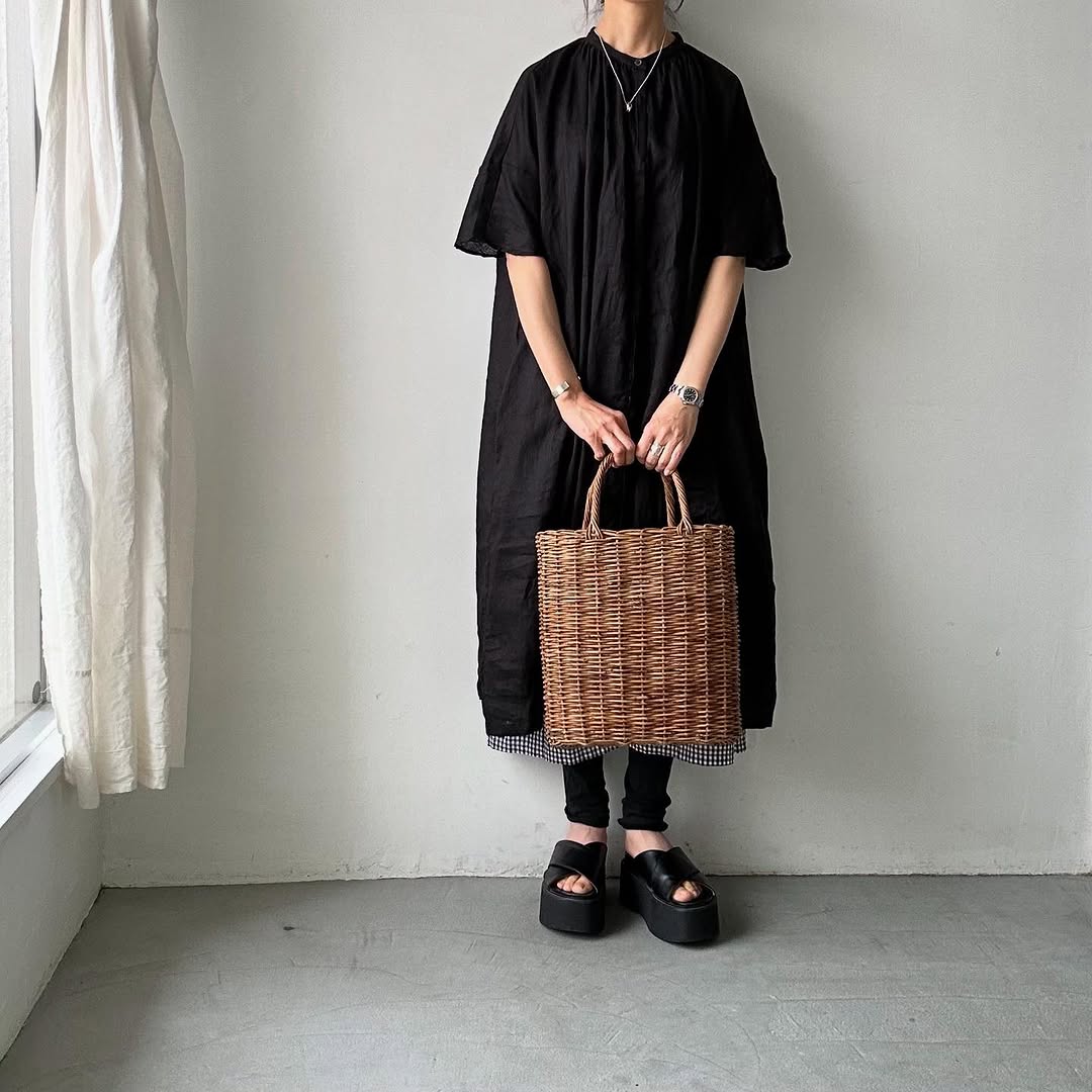 atelier naruse リネンワイドギャザーワンピース