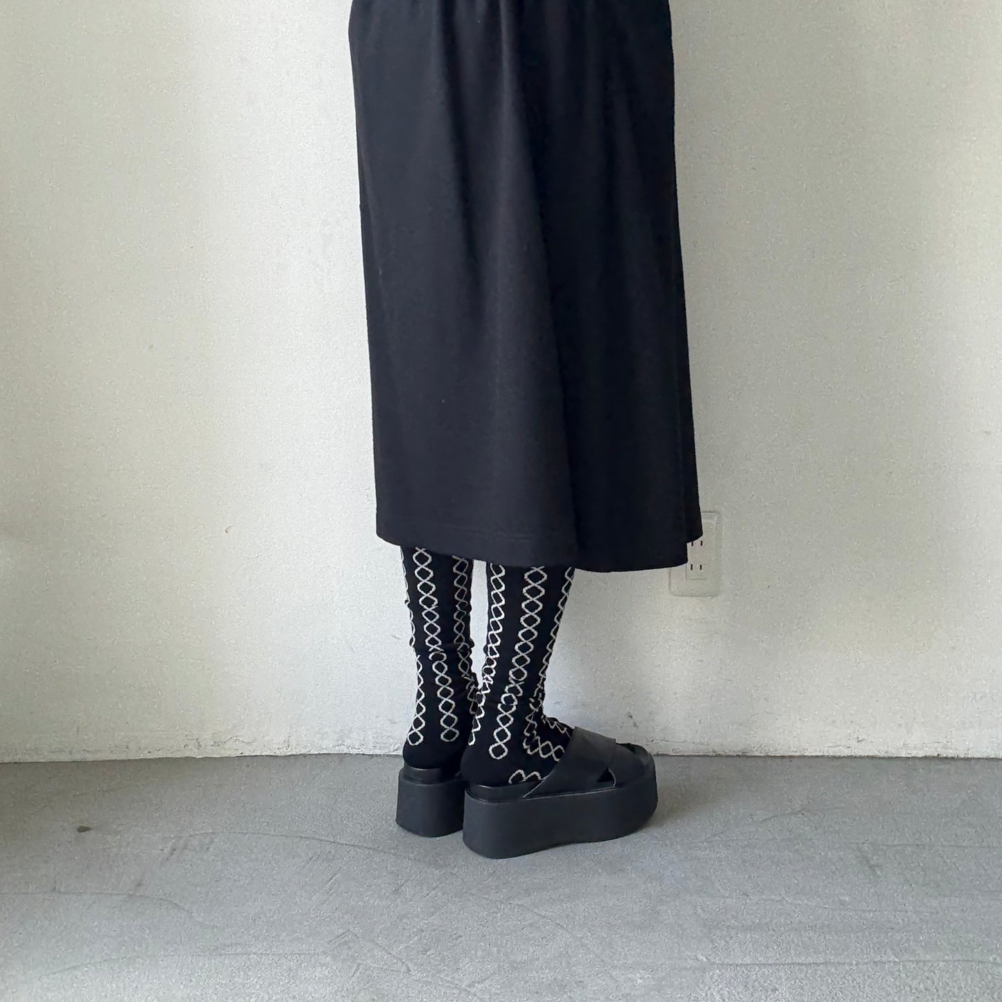 atelier naruse ウールループハイソックス