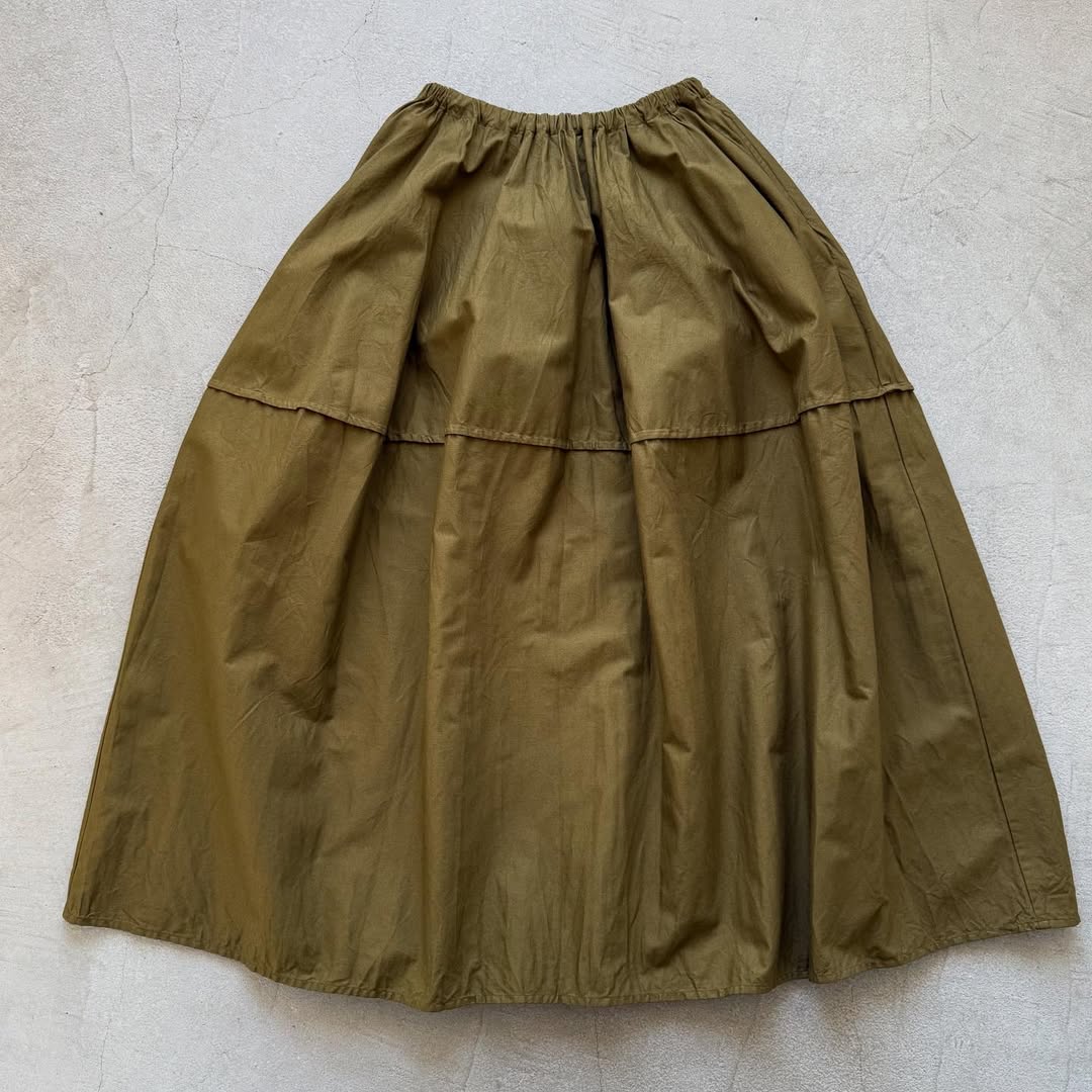ゴーシュ コットンポプリンギャザースカート カーキ