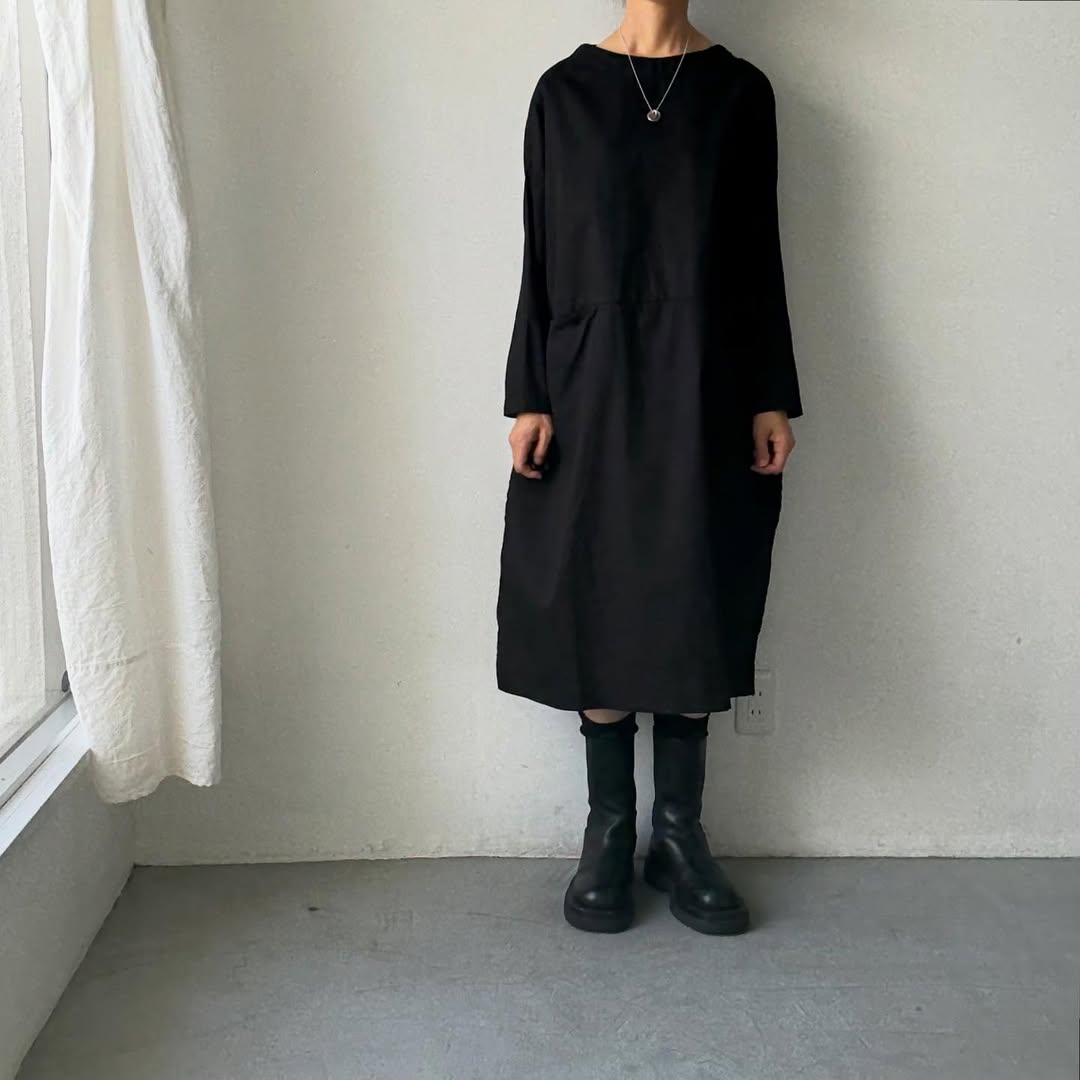 jujudhau コットンツイルイージードレス