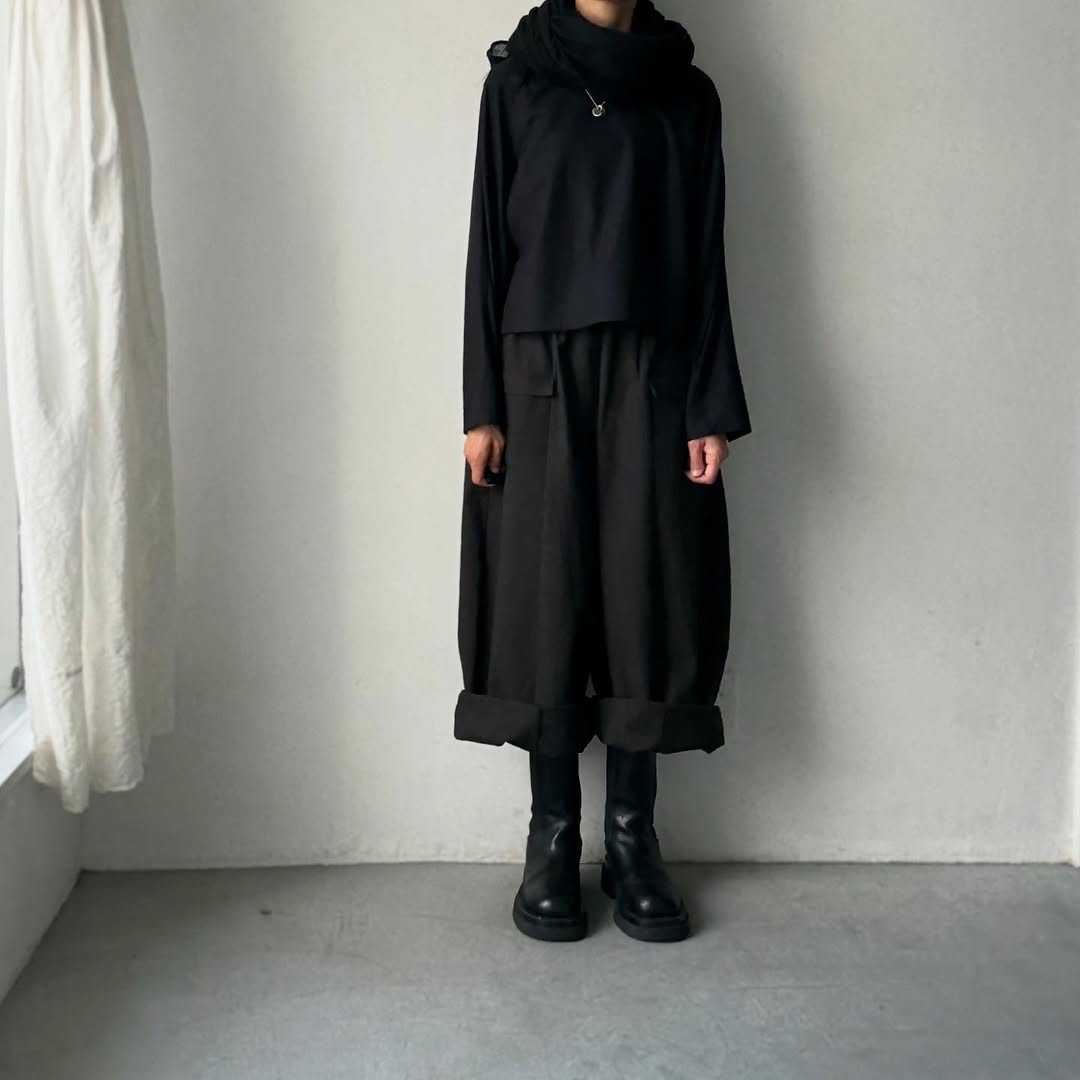 MAGALI コットンリネンアンティークキャンバスフラップパンツ ブラック