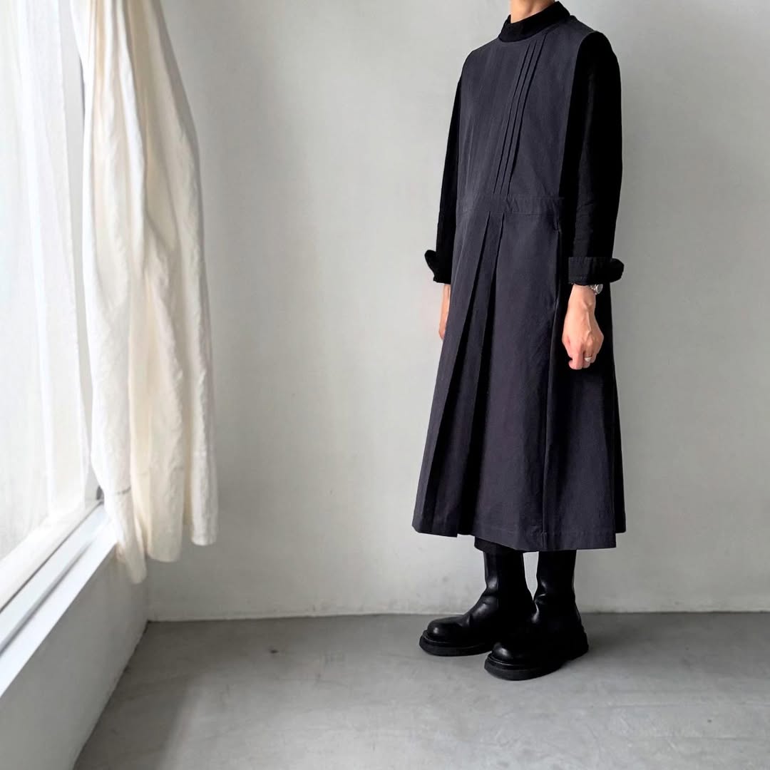 atelier d'antan kobell コットンエプロンドレス ダークグレー