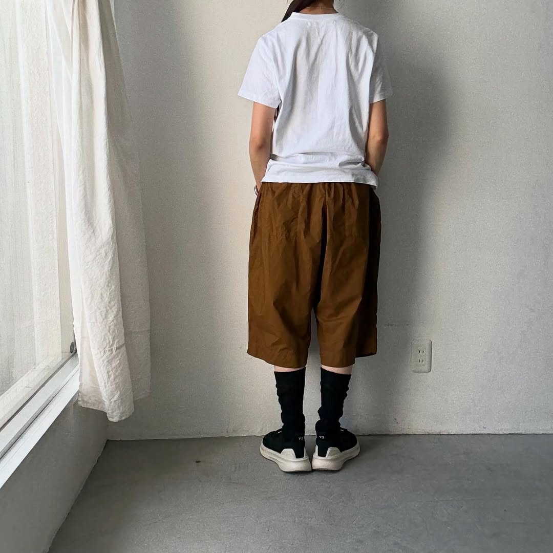 R&D.M.Co ガーメントダイタイプライターハーフゴムパンツ ブラウン