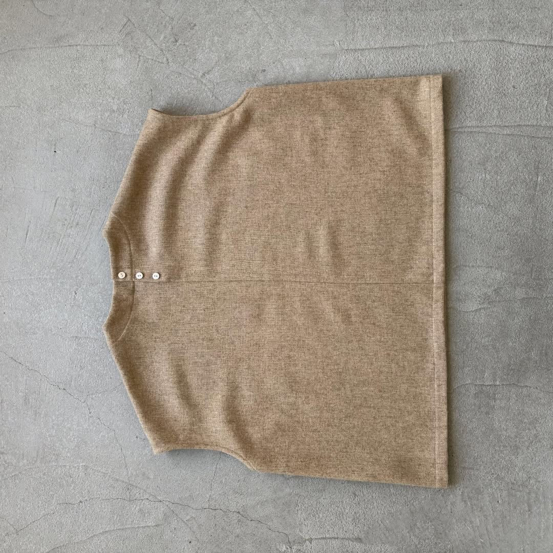 Linenya ウール混ベスト ベージュ