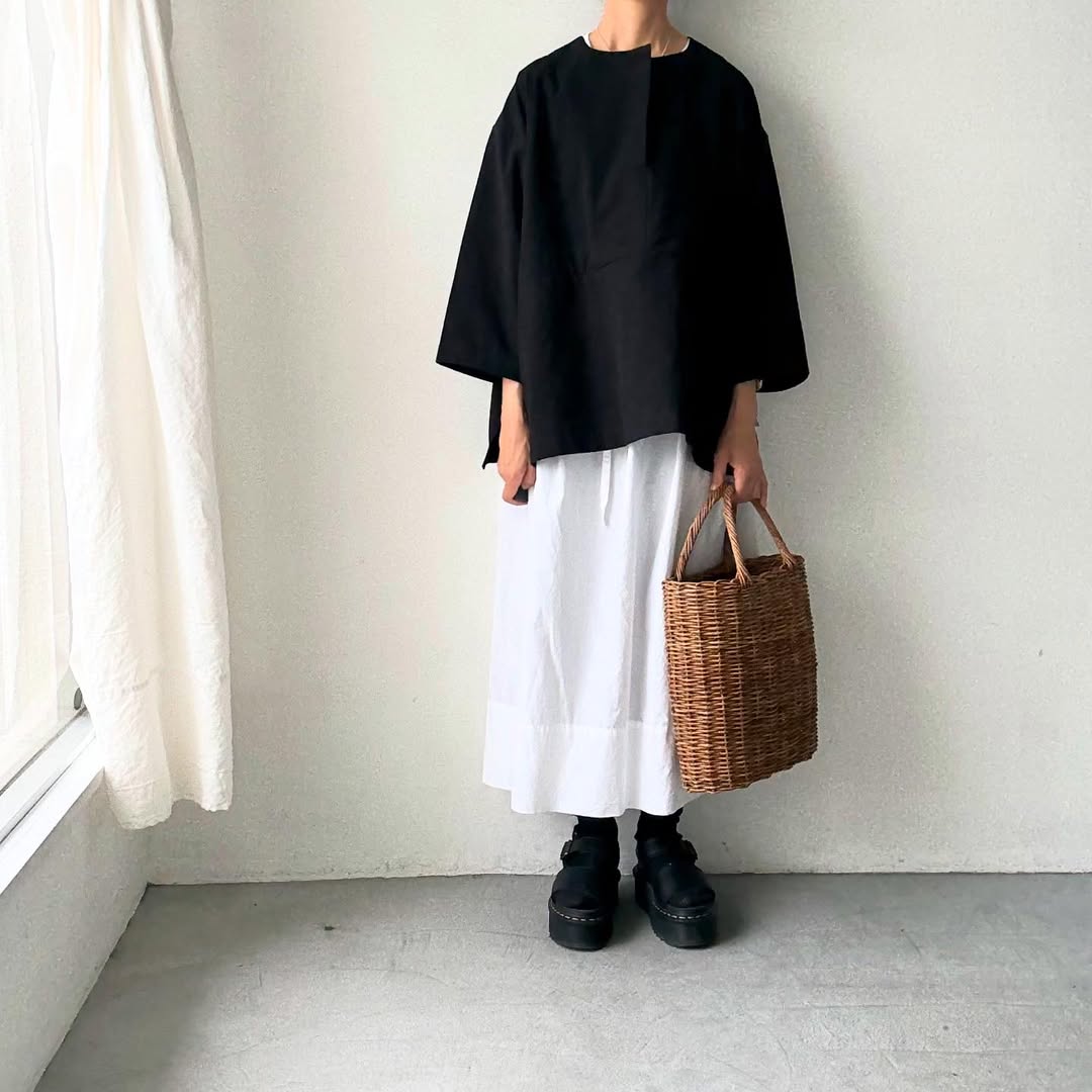 atelier d'antan Bouvetコットンプルオーバー ブラック