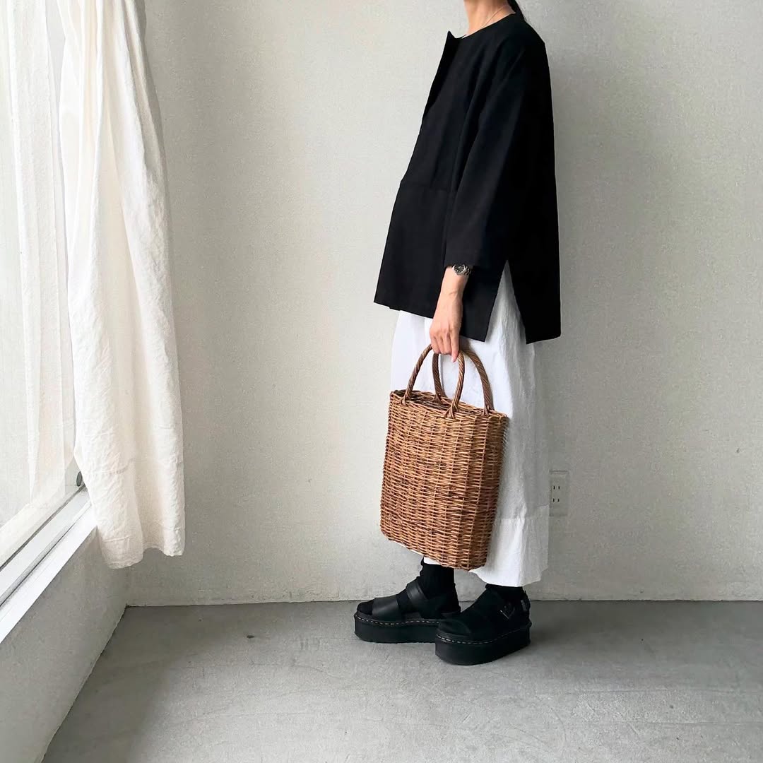 atelier d'antan Bouvetコットンプルオーバー ブラック
