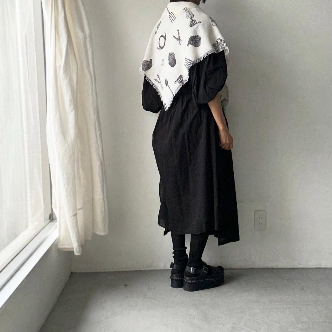 R&D.M.Co グレートグリーンサムガーゼショール