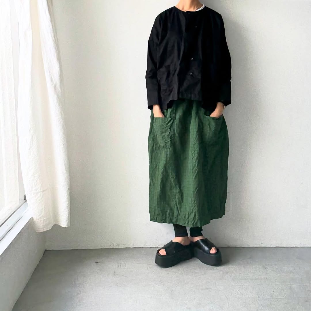 jujudhau コットンツイルダブルボタンシャツ