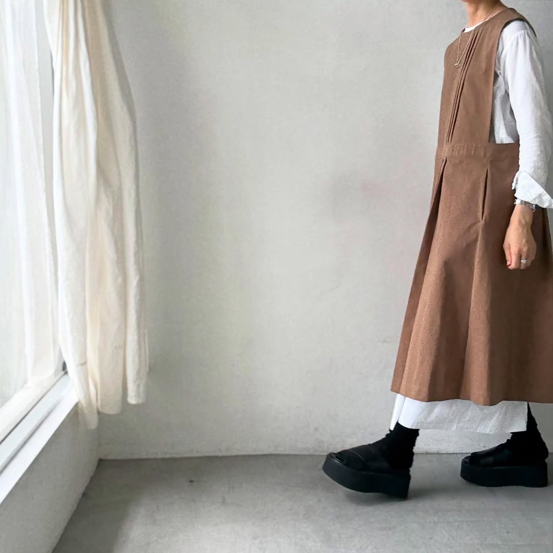 atelier d'antan kobell コットンエプロンドレス カーキ