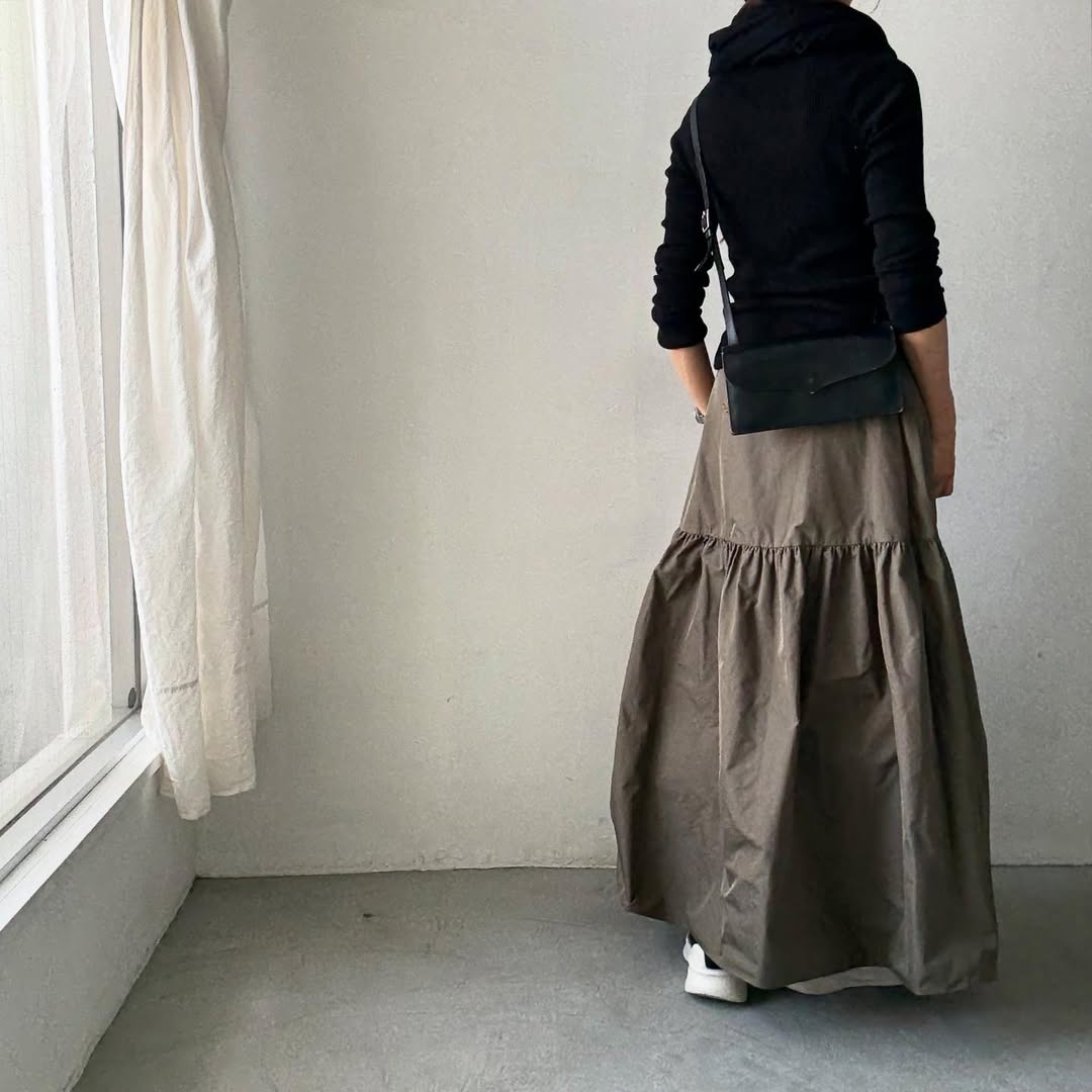 saqui タフタティアードスカート カーキ38