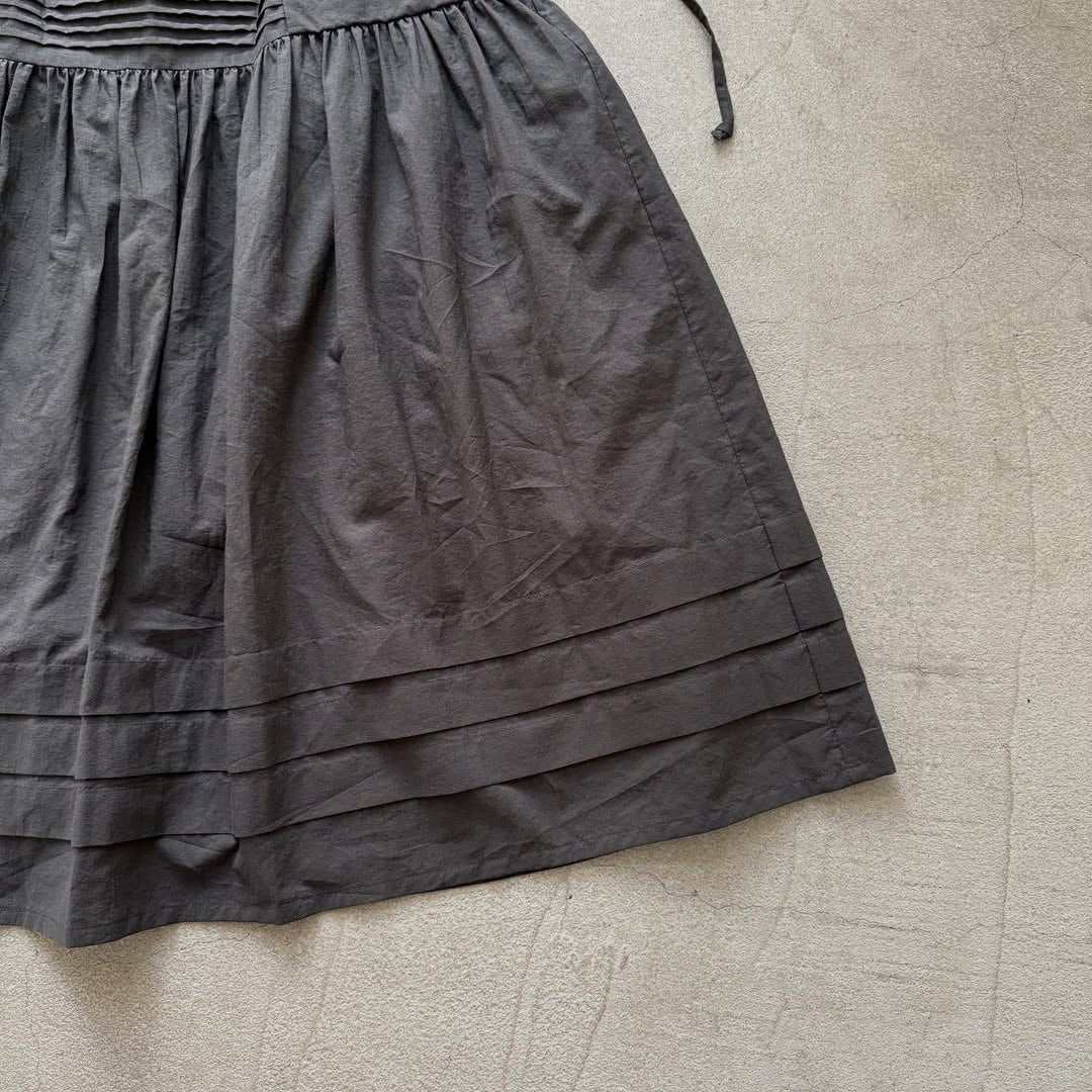 MAGALI コットンシルクピンタックスカート チャコール