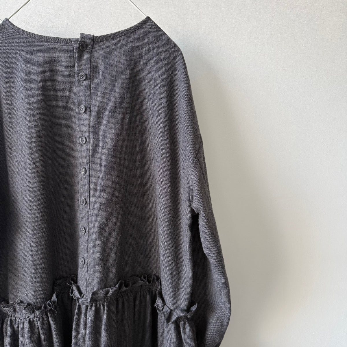 atelier naruse ウールコットン千鳥チェックカットオフワンピース