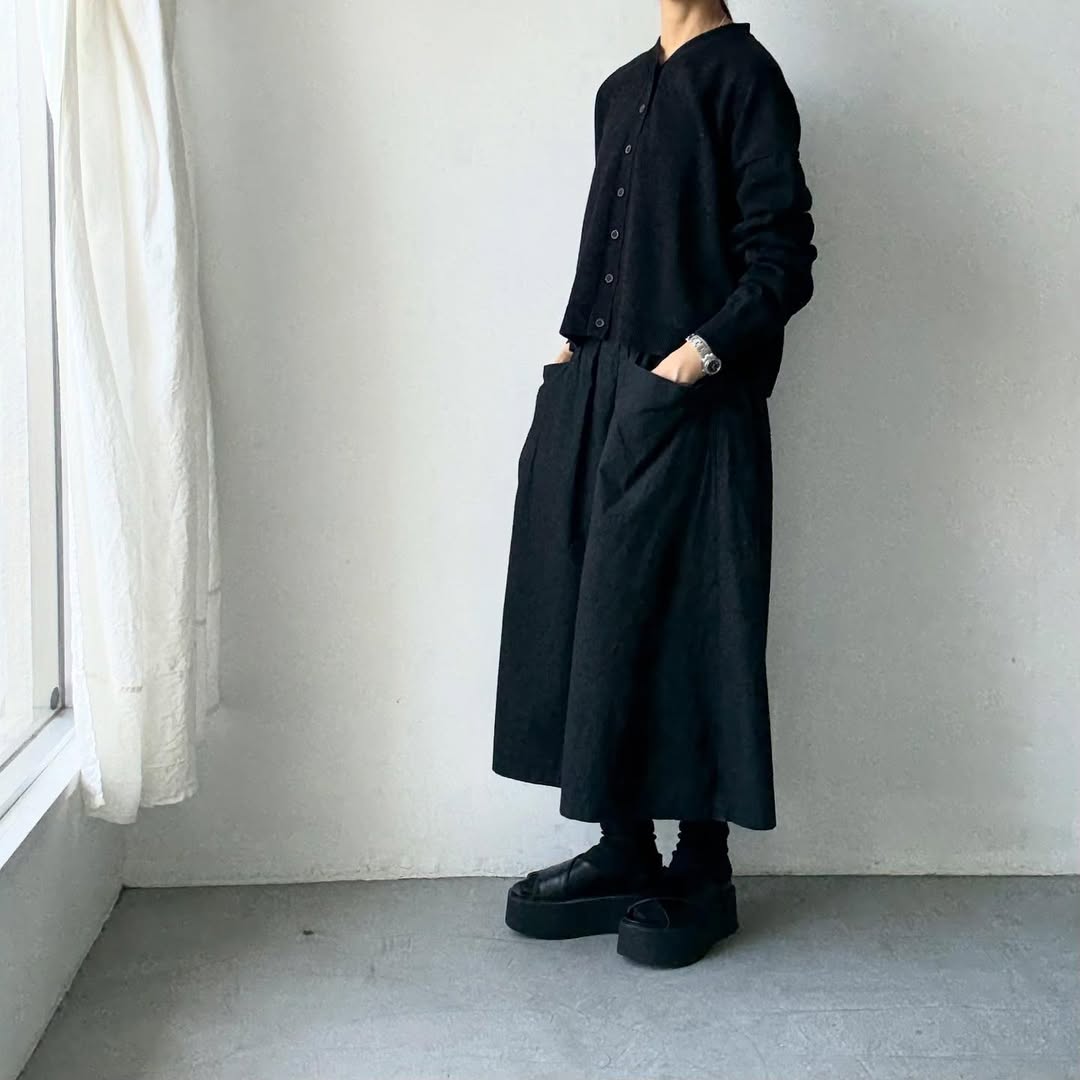 atelier naruse コットンウールニットカーディガン ブラック