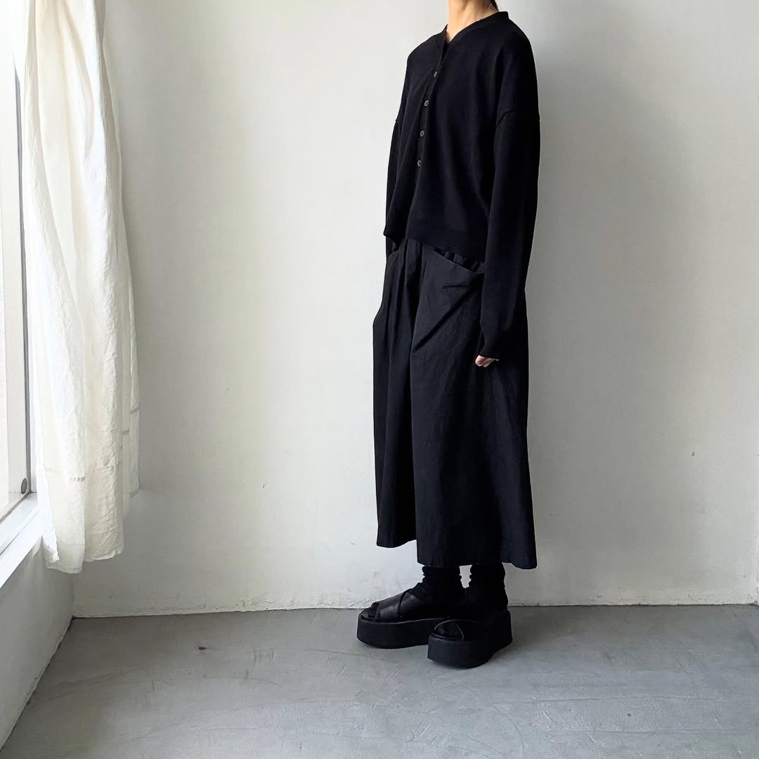 atelier naruse コットンウールニットカーディガン ブラック