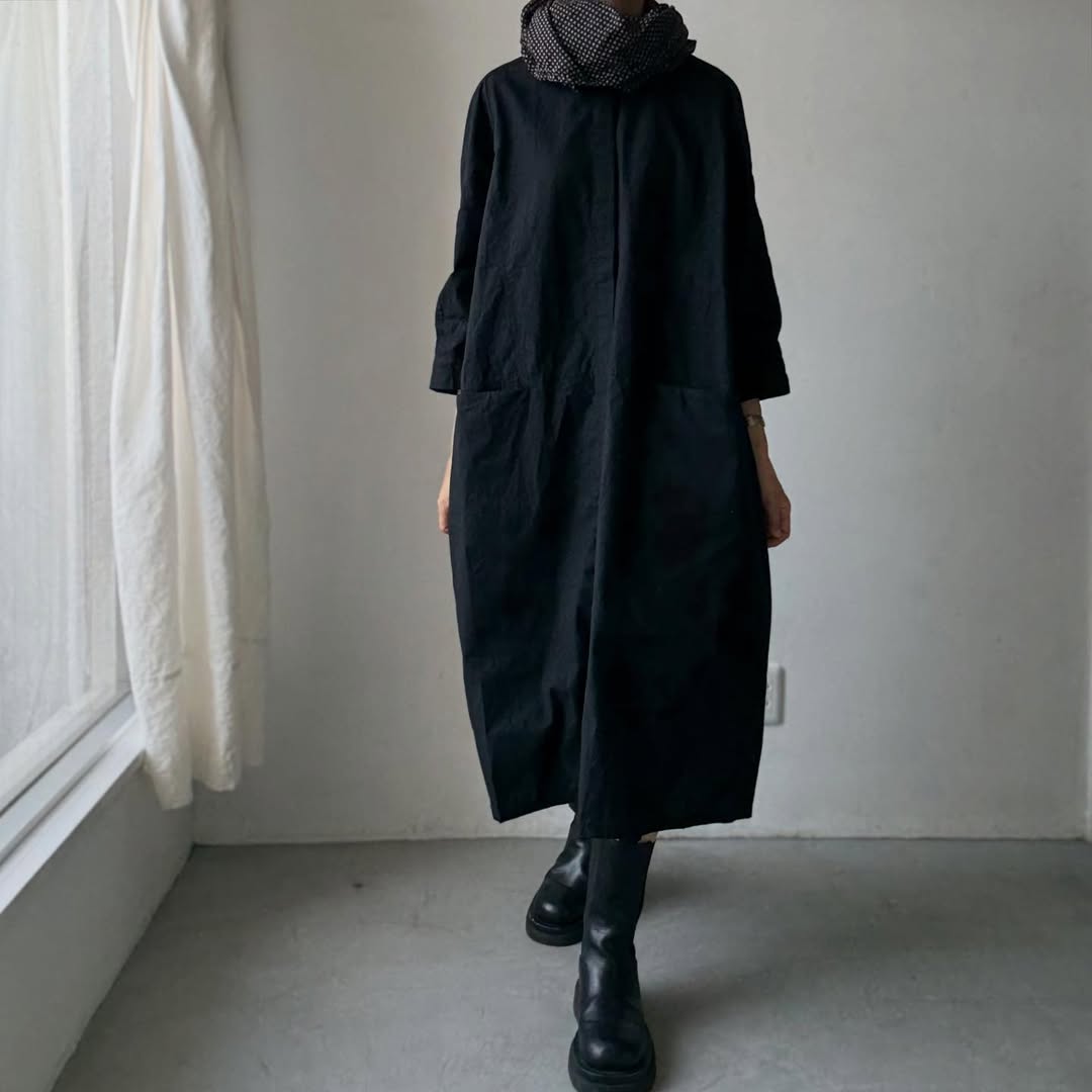 homspun ライトオンスシャンブレー比翼7分袖ノーカラーワンピース ブラック×ブラック