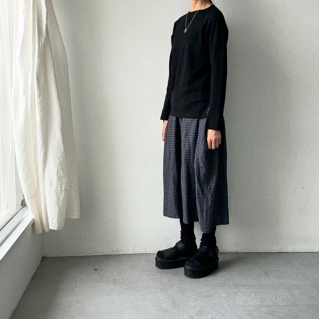 homspun プライス長袖プルオーバー ブラック