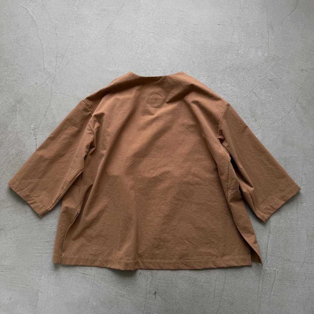 atelier d'antan Bouvetコットンプルオーバー カーキ
