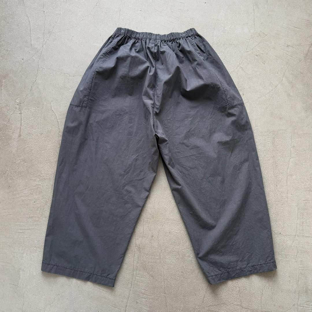 homspun パルキーシーチングコットンギャザーパンツ グレー
