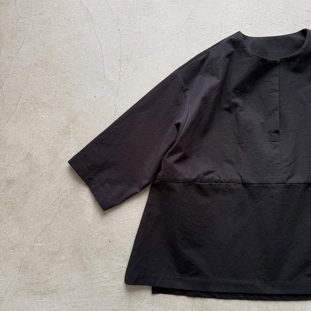 atelier d'antan Bouvetコットンプルオーバー ブラック