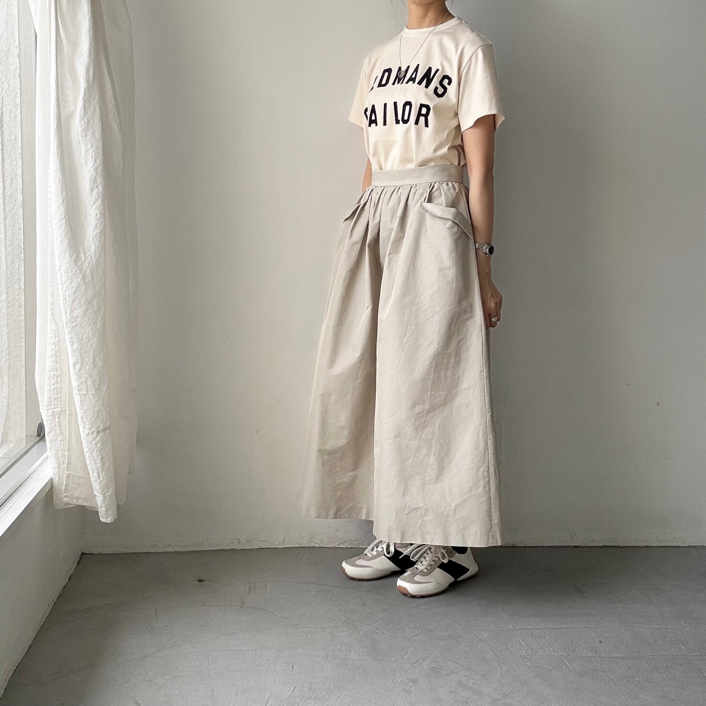 OLDMANS TAILOR OMTフロッキープリントロゴ半袖Tシャツ