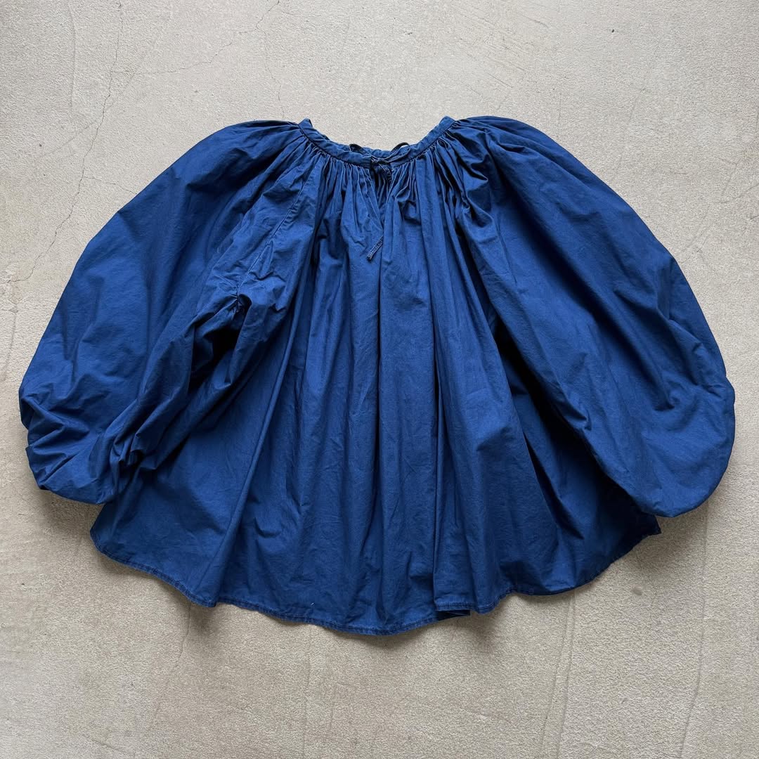 R&D.M.Co インディゴブルーギャザースモック