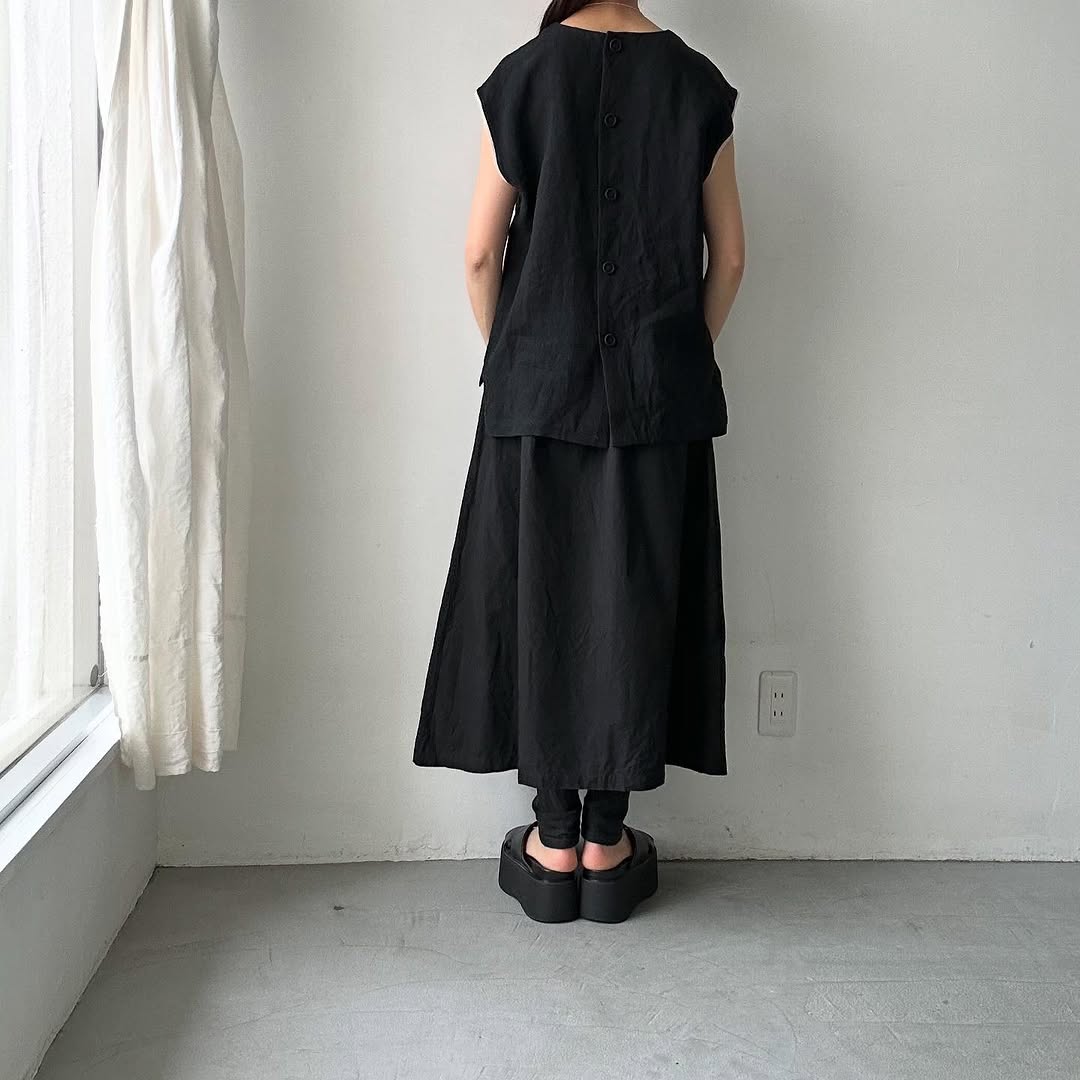 atelier naruse リネンノースリーブブラウス
