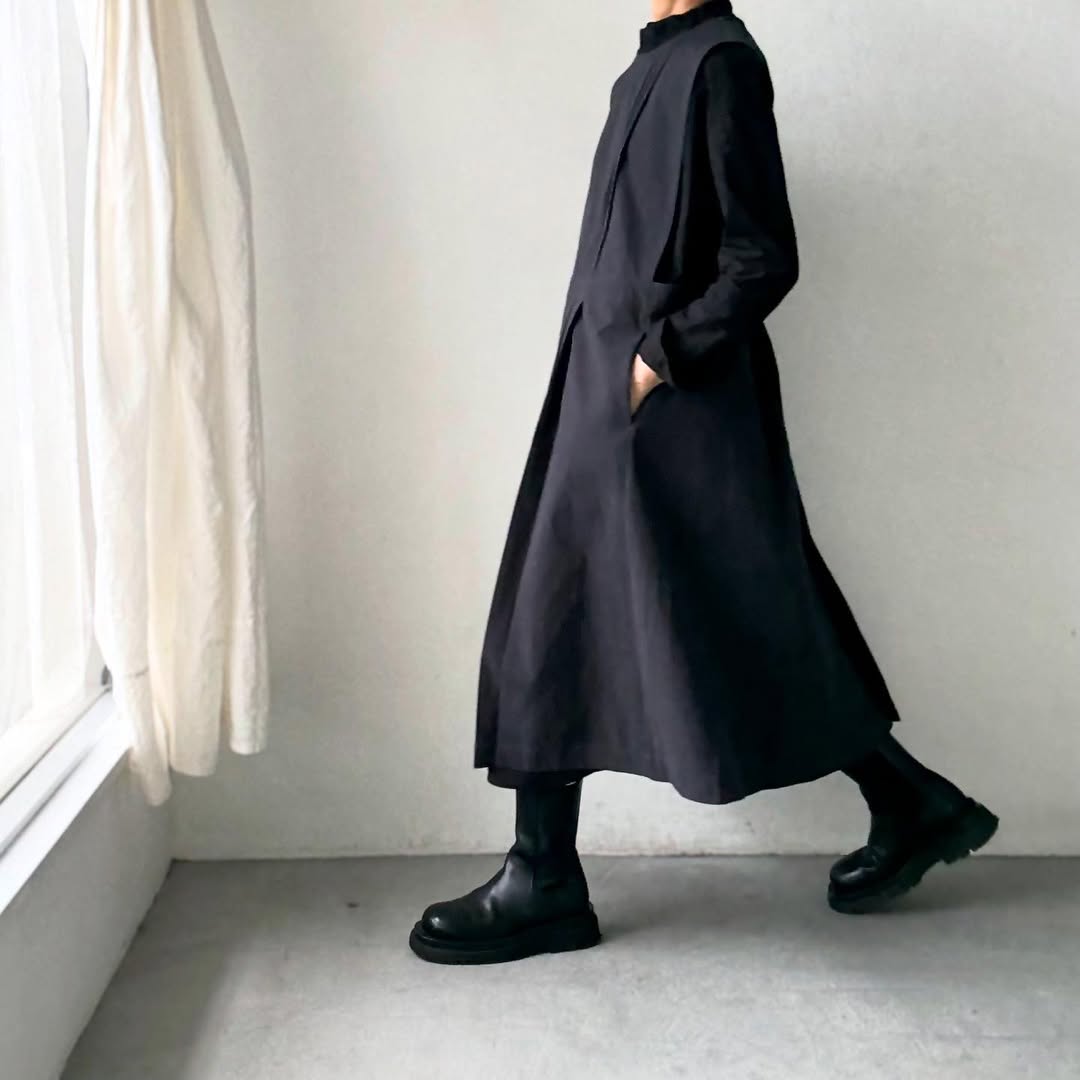 atelier d'antan kobell コットンエプロンドレス ダークグレー