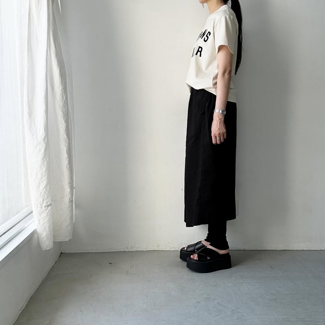 OLDMANS TAILOR OMTフロッキープリントロゴ半袖Tシャツ