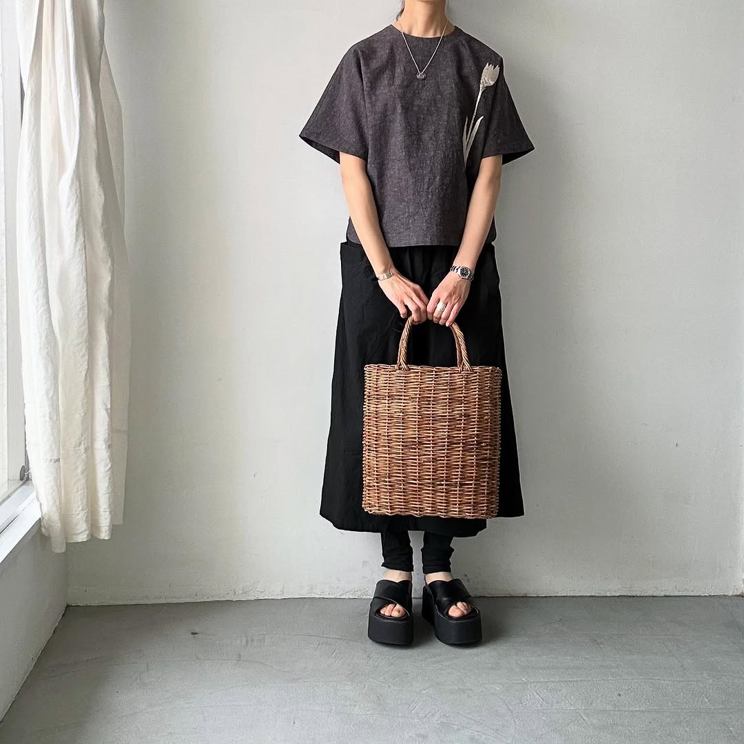 atelier naruse チューリップコットンリネンスモックブラウス