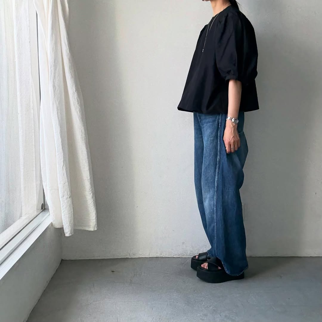 R&D.M.Co コットンポリエステルタフタビッグバルーンスリーブブラウス