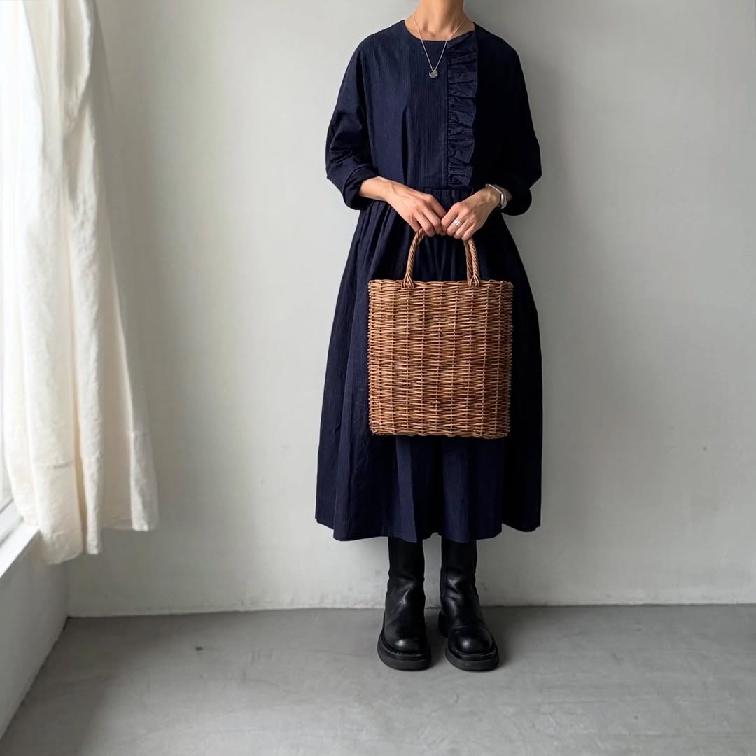 MAGALI インディゴコットンリネンフリルワンピース