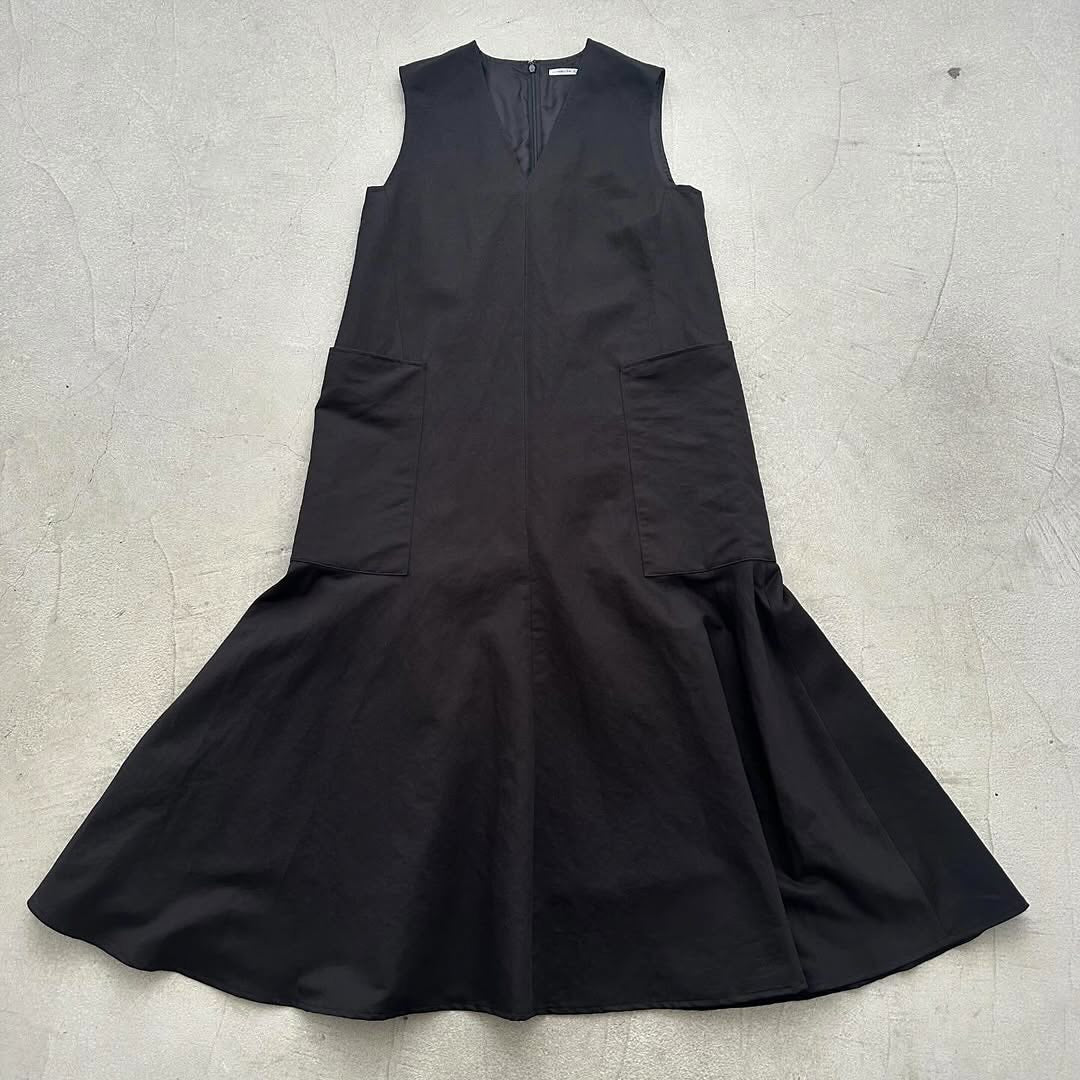 TENNE HANDCRAFTED MODERN ノースリーブマーメイドドレス