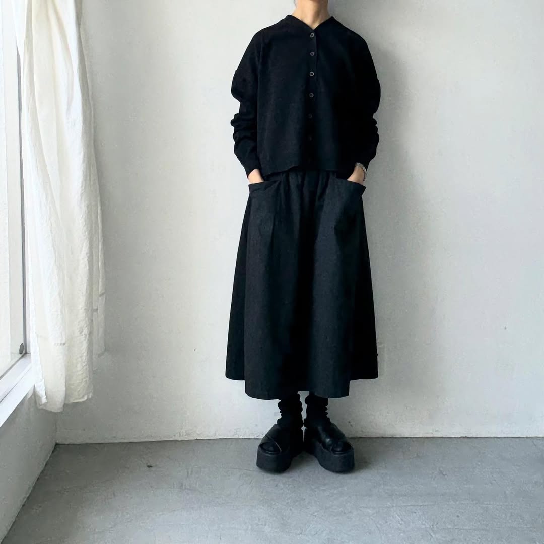 atelier naruse コットンウールニットカーディガン ブラック