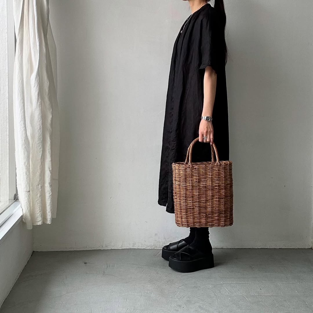 atelier naruse リネンワイドギャザーワンピース
